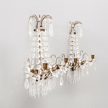 Apply a pair of Guatemalan style from the first half of the 20th century.