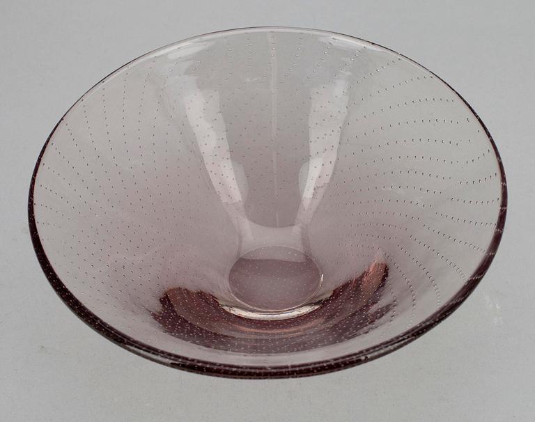 SKÅLFAT, glas, sign. Gunnel Nyman, Notsjö -51.