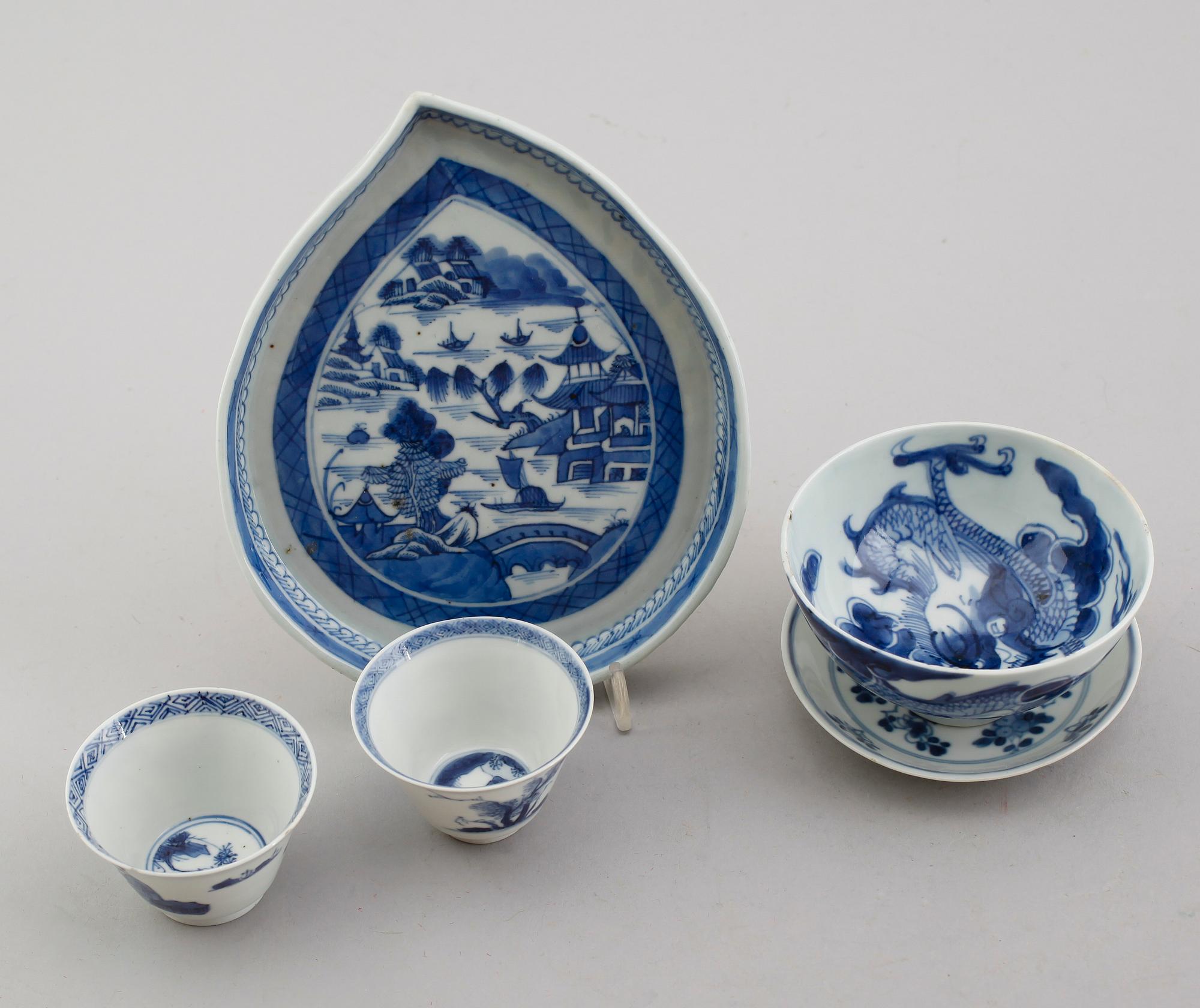 PORSLINSFÖREMÅL, 5 st, Kina, 1700-/1800-tal.