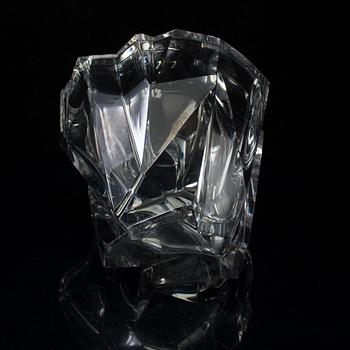 A glass bowl by Tapio Wirkkala for Iitala, 1958.