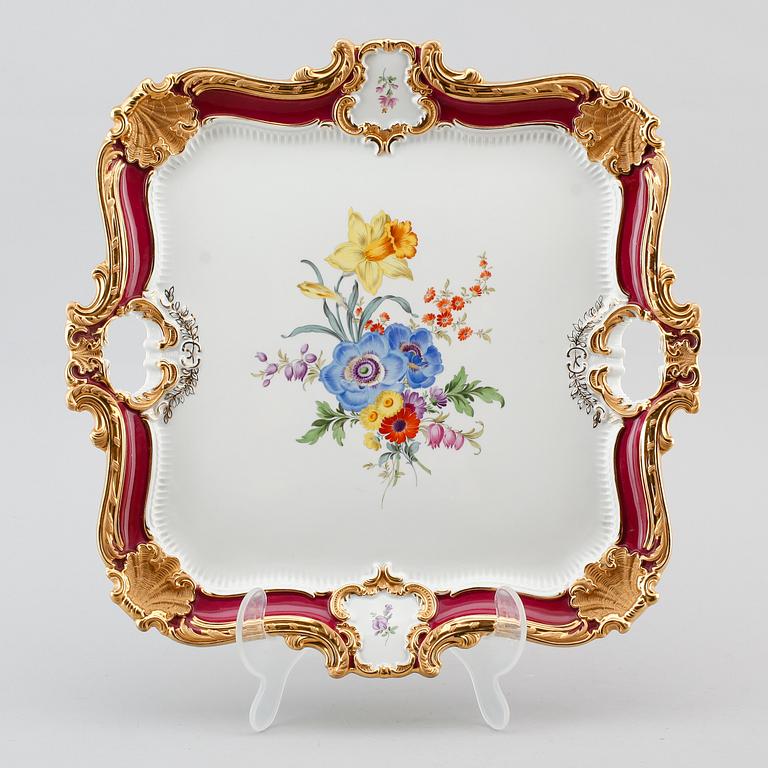 BRICKA, porslin, Meissen, 1900-talets mitt.