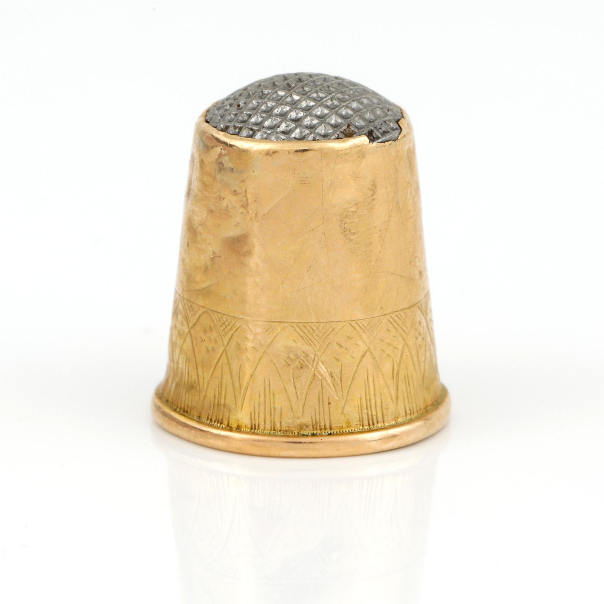 FINGERBORG, 18 k guld. 1900-talets början. Vikt ca 3 gram.