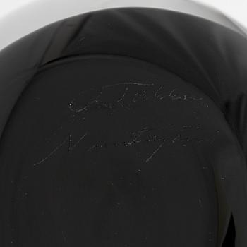 Oiva Toikka, a glass bird, signed O. Toikka Nuutajärvi.