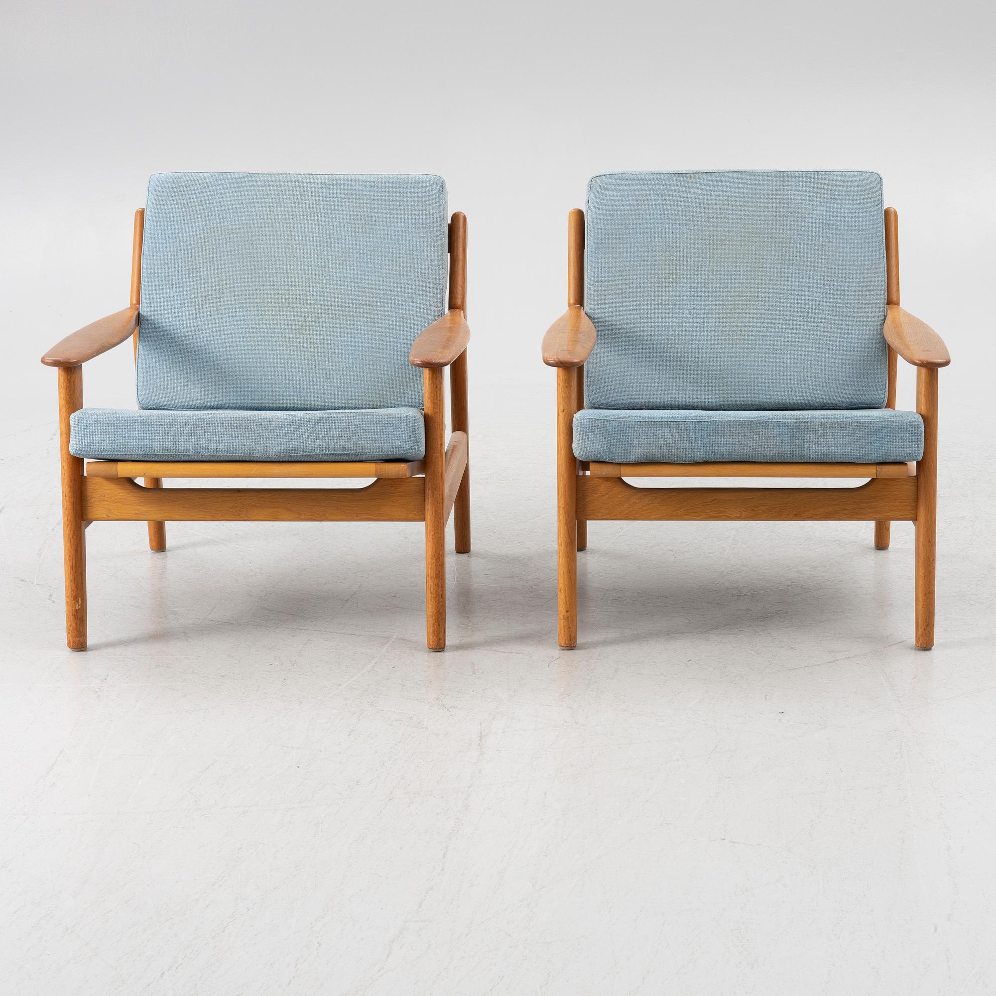 Poul Volther, a pair of armchairs, Gemla, mid-20th century.