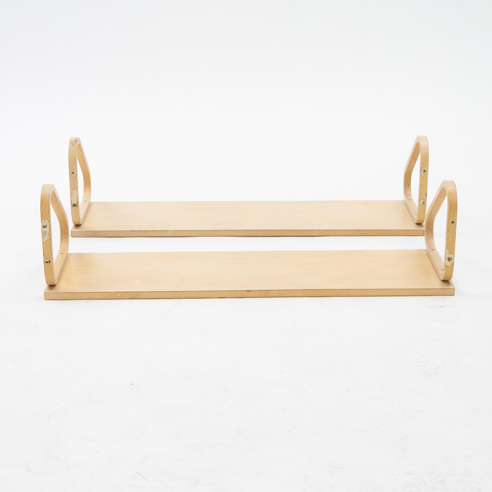 Alvar Aalto, a pair of model 112b shelves, Artek, end of the 20th century.