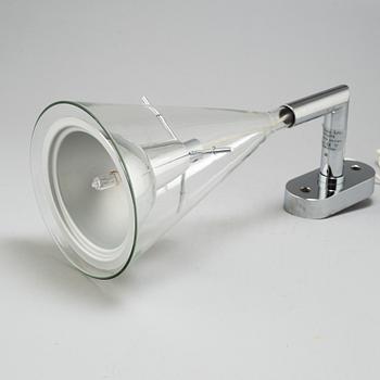 FRANCO RAGGI, vägglampa, "Flute", Fontana Arte, Italien.