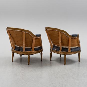 A pair of armchairs, Louis XVI-style, first half of the 20th century.