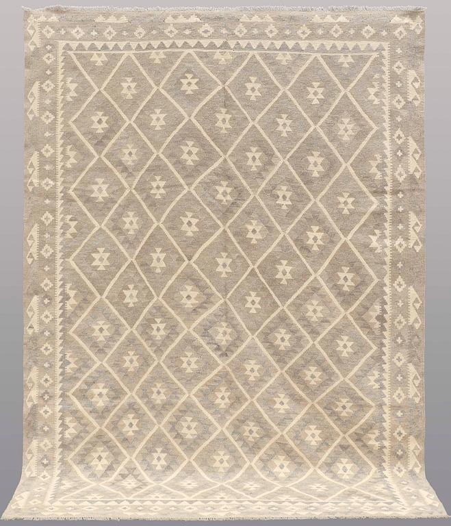 A carpet, Kilim, ca 287 x 203 cm.