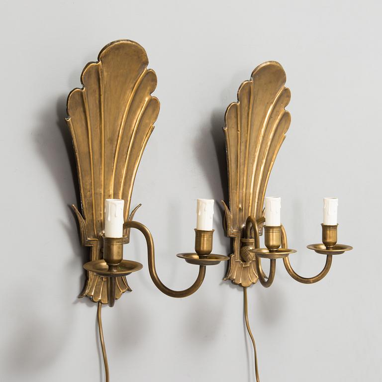 Paavo Tynell, a pair of 1920's wall sconces '7004S' for Taito Finland.