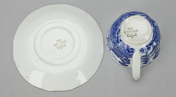 MOCCAKOPPAR med FAT, 12 st, flintgods, "Maisema" (Landskap) Arabia 1949-71.