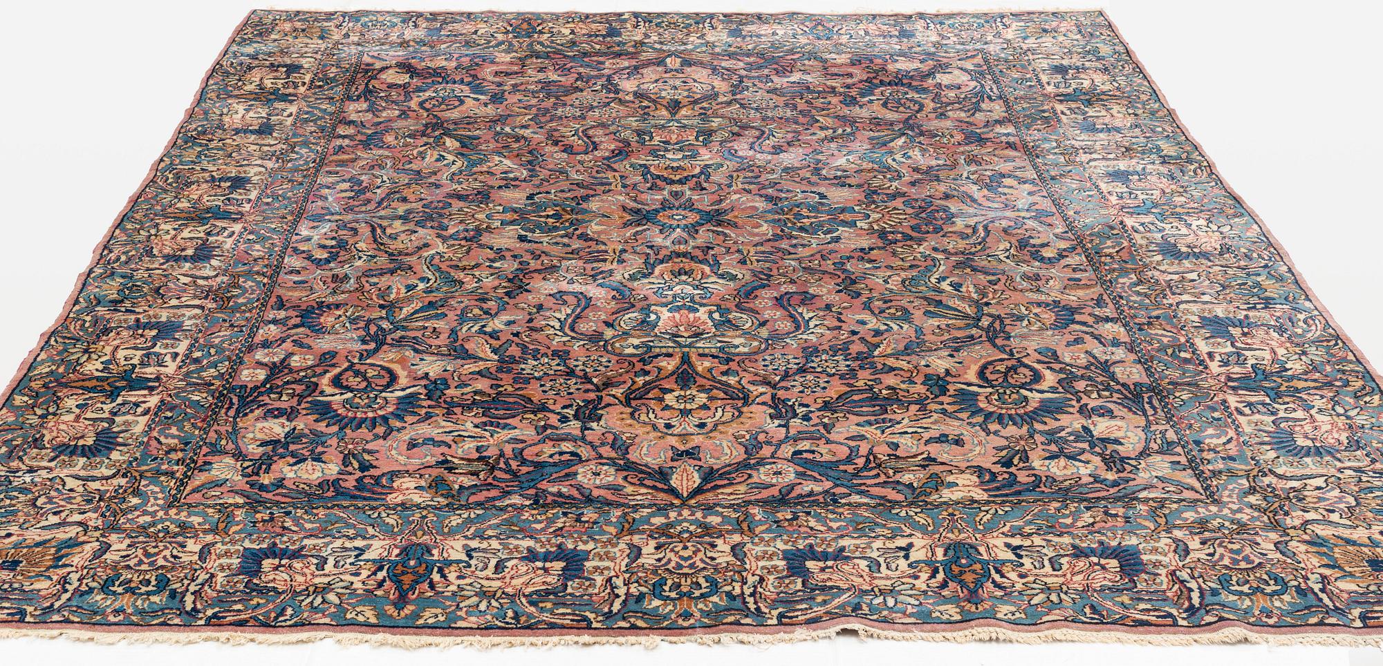 Matta, semiantik, Täbris, ca 317 x 240 cm.