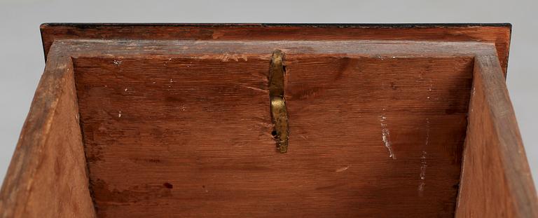 POUDREUSE MED TILLHÖRANDE TABURETT, Frankrike, Louis XVI, 1700-talets andra hälft.