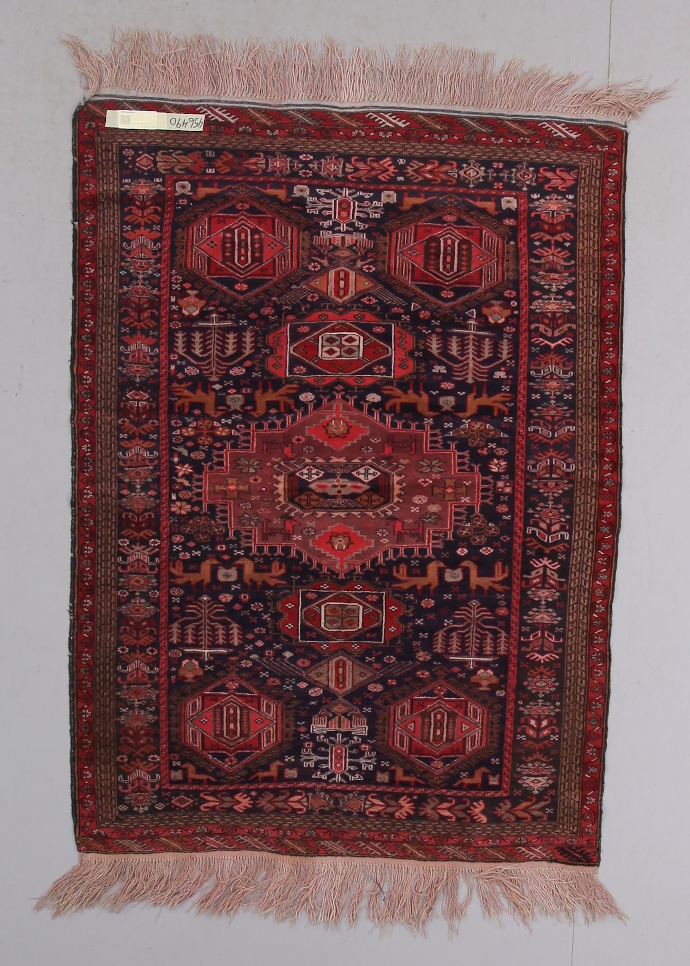 MATTA, orientalisk, old. 145 x 130 cm.