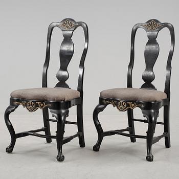 STOLAR, ett par, barockstil. 1900-tal.
