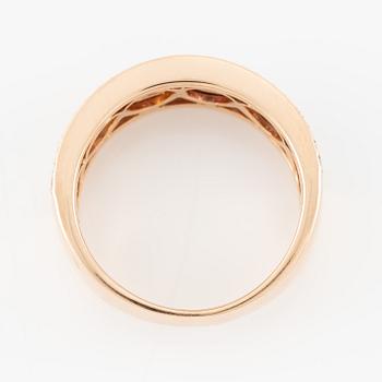 Ring 18K med flerfärgade safirer och briljantslipade diamanter.