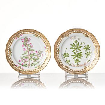 A set of 15 Royal Copenhagen 'Flora Danica' dessert dishes, Denmark, some from ca 1900, some 20th Century.