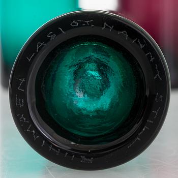 Nanny Still, a set of ten bottles signed Riihimäen Lasi O.Y Nanny Still.