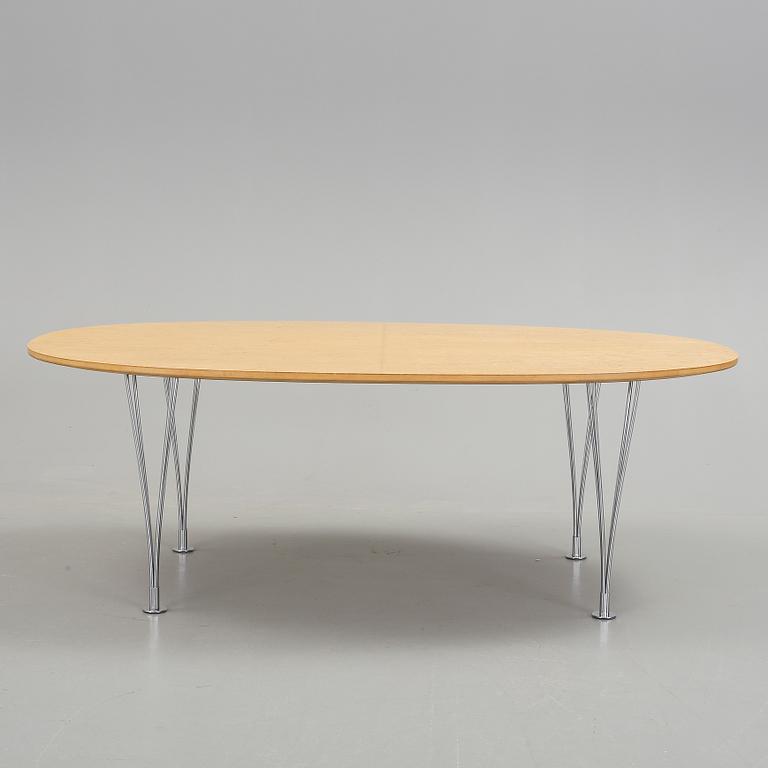 SOFFBORD, "Superellips" Design Bruno Mathsson och Piet Hein för Fritz Hansen, 1900-talets andra hälft.