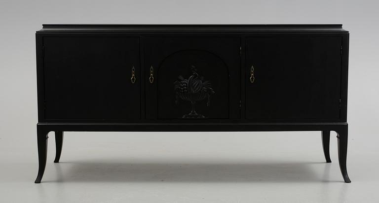 SIDEBOARD, 1900-talets första hälft.