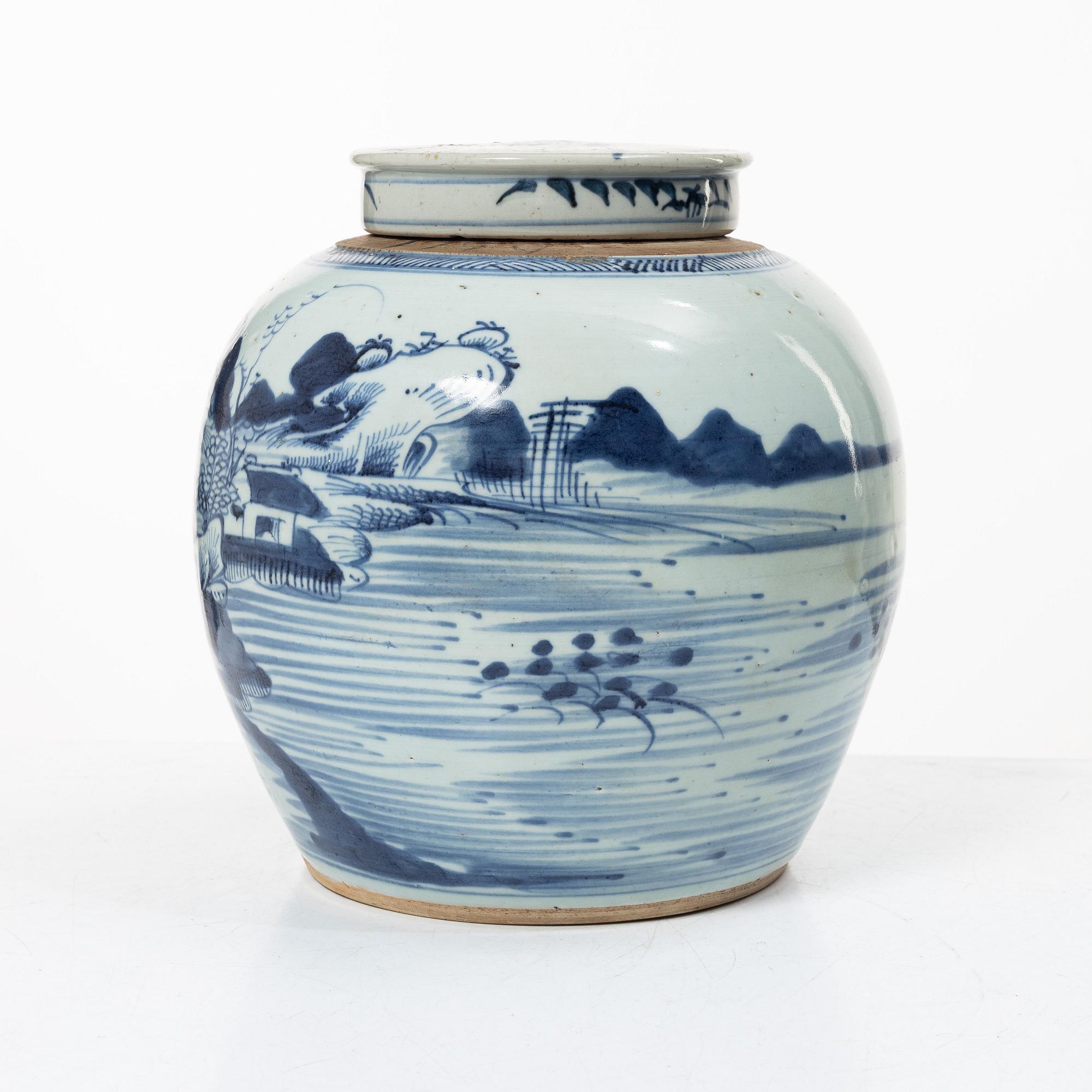 A blue and white tureen with cover, and a blue and white pot, porcelain, China, Qing dynasty 19th century.