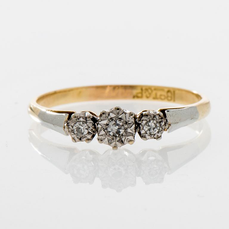 RING, 18K guld, 8/8-slipade diamanter. Vikt ca 2,1 g.