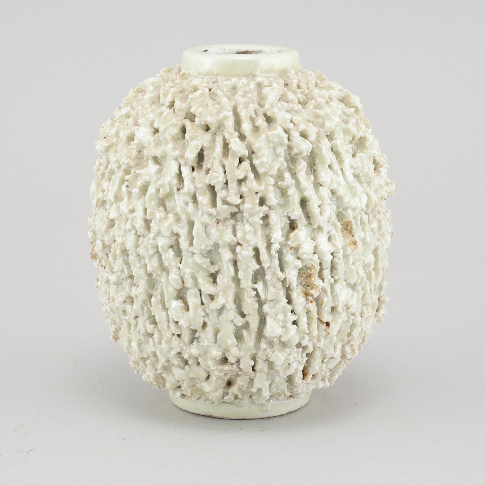 A stoneware vase, designed by Gunnar Nylund for Rörstrand, 20th century.