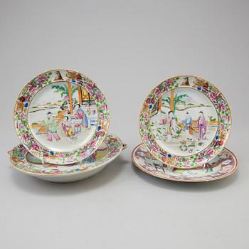 Three chinese famille rose dishes and one hot water dish, 18th and 19th century.