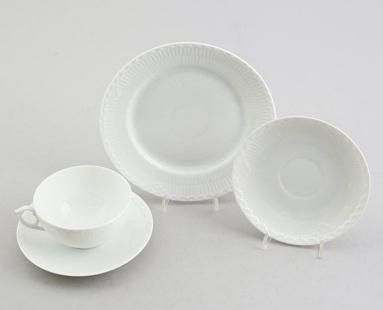 TESERVIS, porslin, 26 delar, Royal Copenhagen.