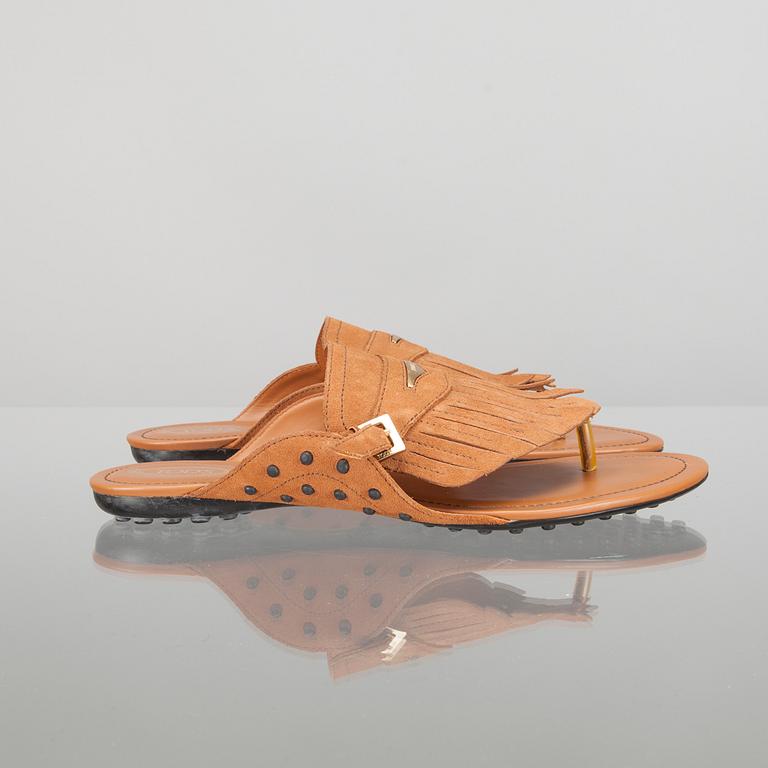 SKOR, Tod's.