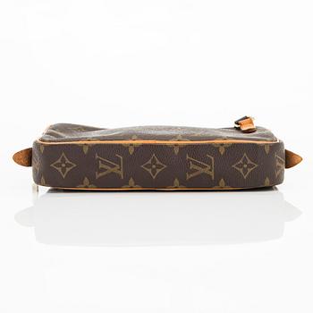 Louis Vuitton, a Monogram Canvas 'Marly Bandoulière' bag.