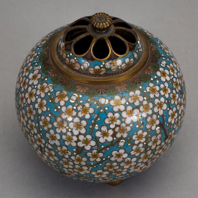 RÖKELSEKAR, cloissoné, Kina, 1900-tal.