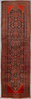 MATTA, orientalisk, semiantik/antik, ca 495 x 160 cm.