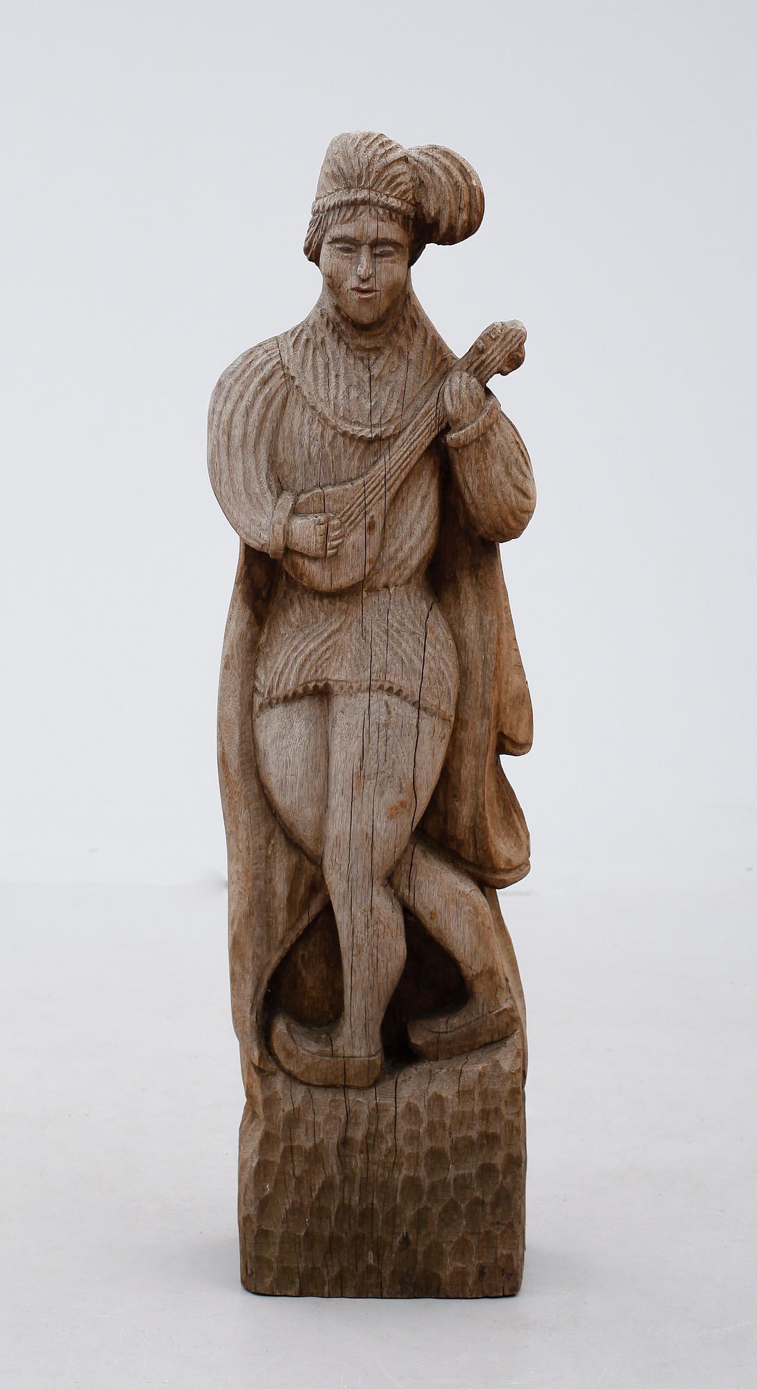SKULPTUR, skuret trä, otydligt signerad, 1900-talets första hälft.