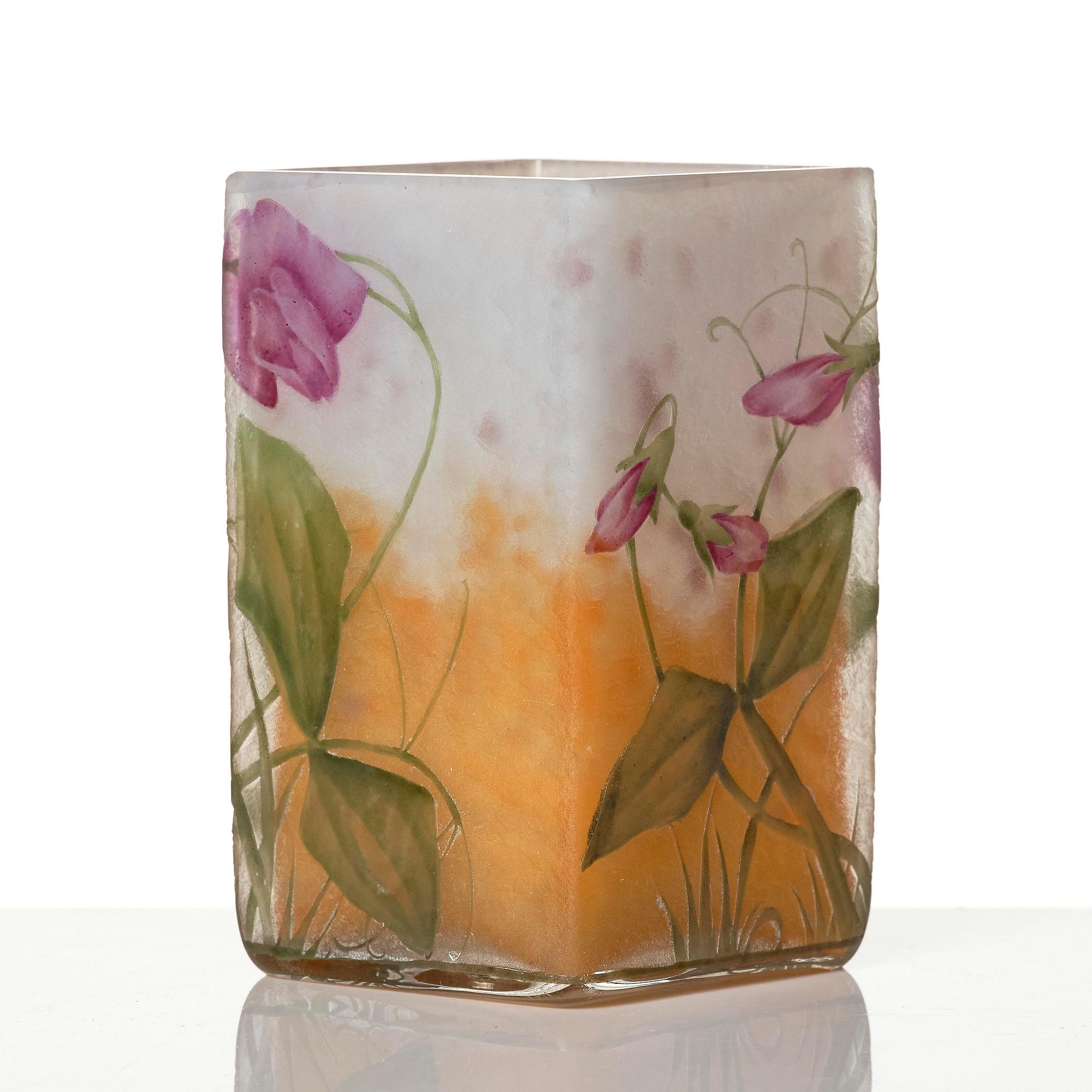 Daum Frères, a set of two Art Nouveau cameo glass vases, Nancy, France.