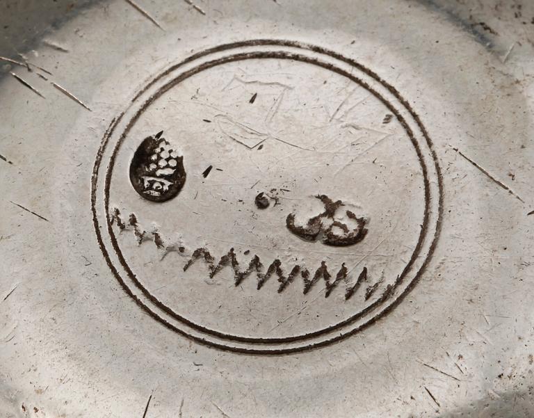 TUMLARE, silver, Augsburg, troligen 1730-tal. Vikt ca 60 gram.