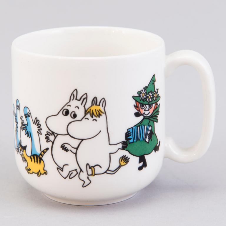 MOOMIN MUG, porcelain, children’s mugs, ’Happy family’, Arabia. Not in manufacturing.