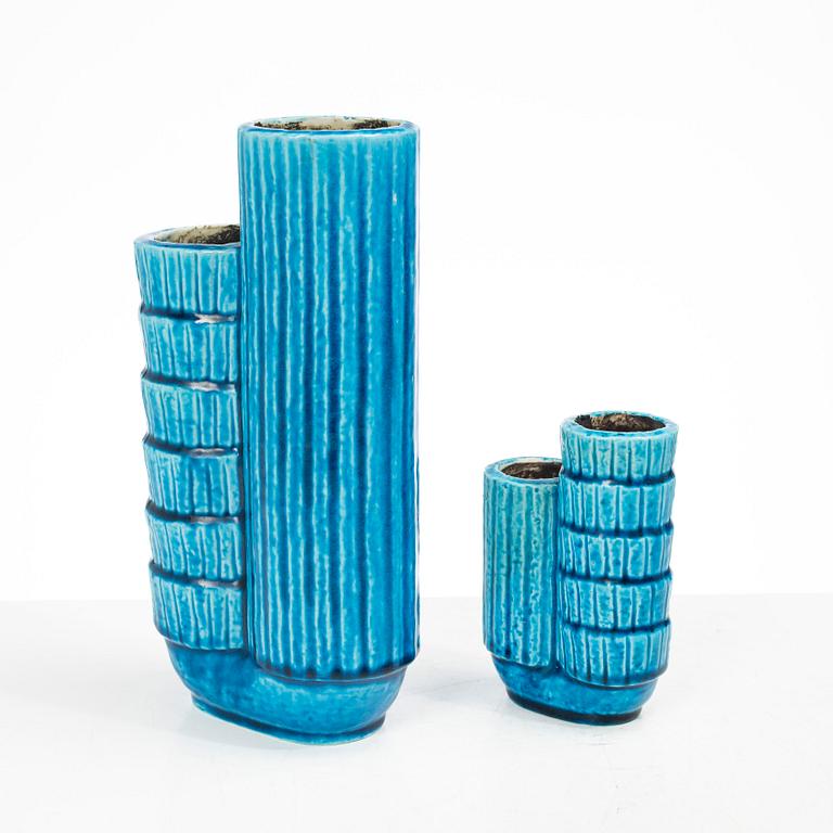 Gunnar Nylund, a set of five chamotte stoneware vases, Rörstrand 1930s-40s.