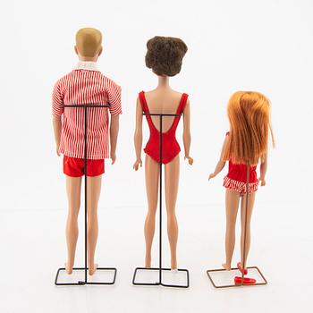 Dockor 3 st "Skipper" "Ken" och "Barbie" samt klädskåp. Mattel Japan 1960/70-tal.
