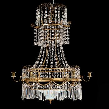 A late Gustavian early 19th Century seven-light chandelier.