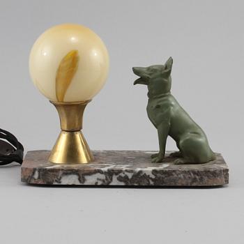 BORDSLAMPA, 1900-talets första hälft.