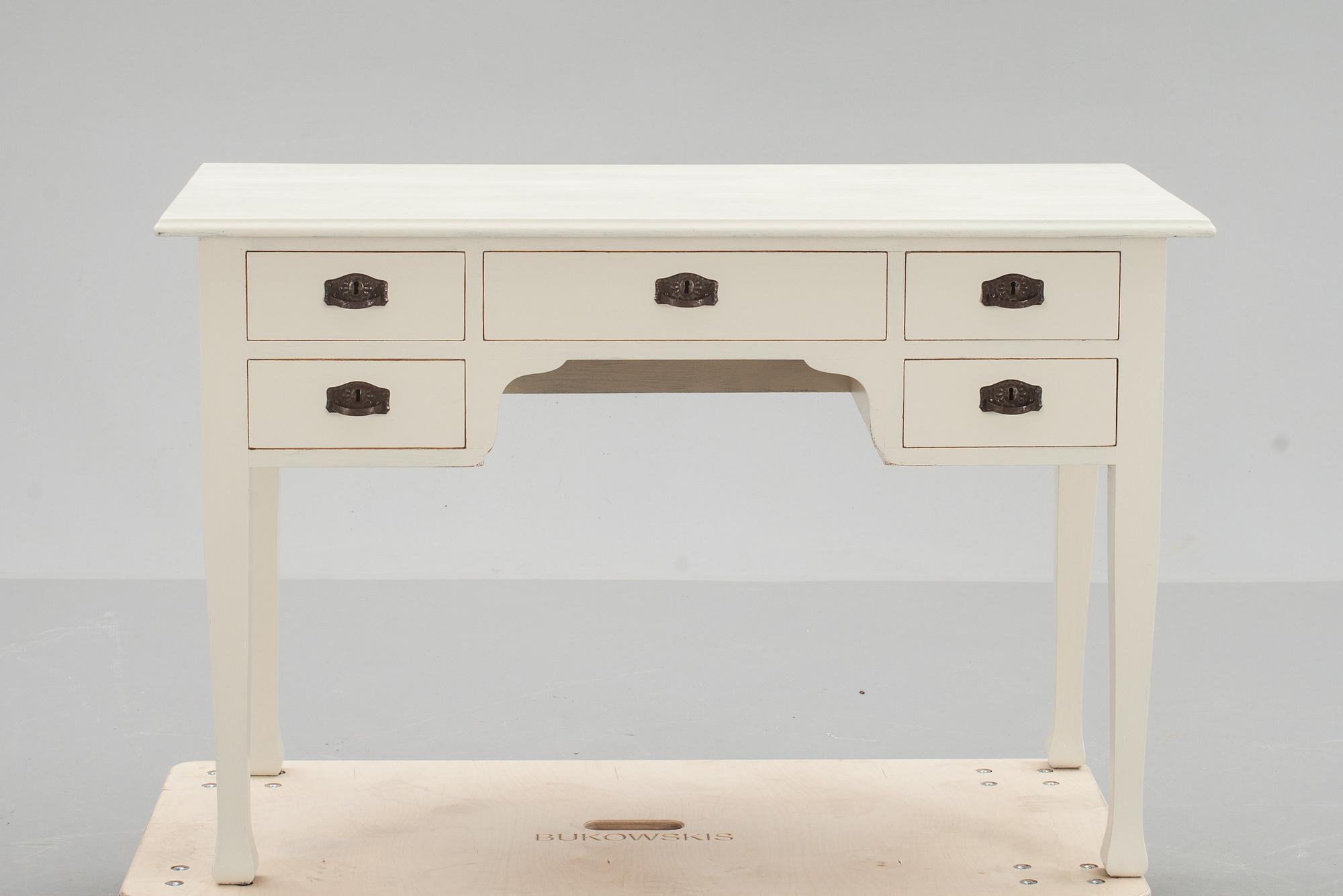 SKRIVBORD, Jugend, 1900-talets första hälft.