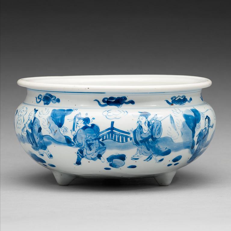 A blue and white censer, Qing dynasty, Kangxi (1662-1722).