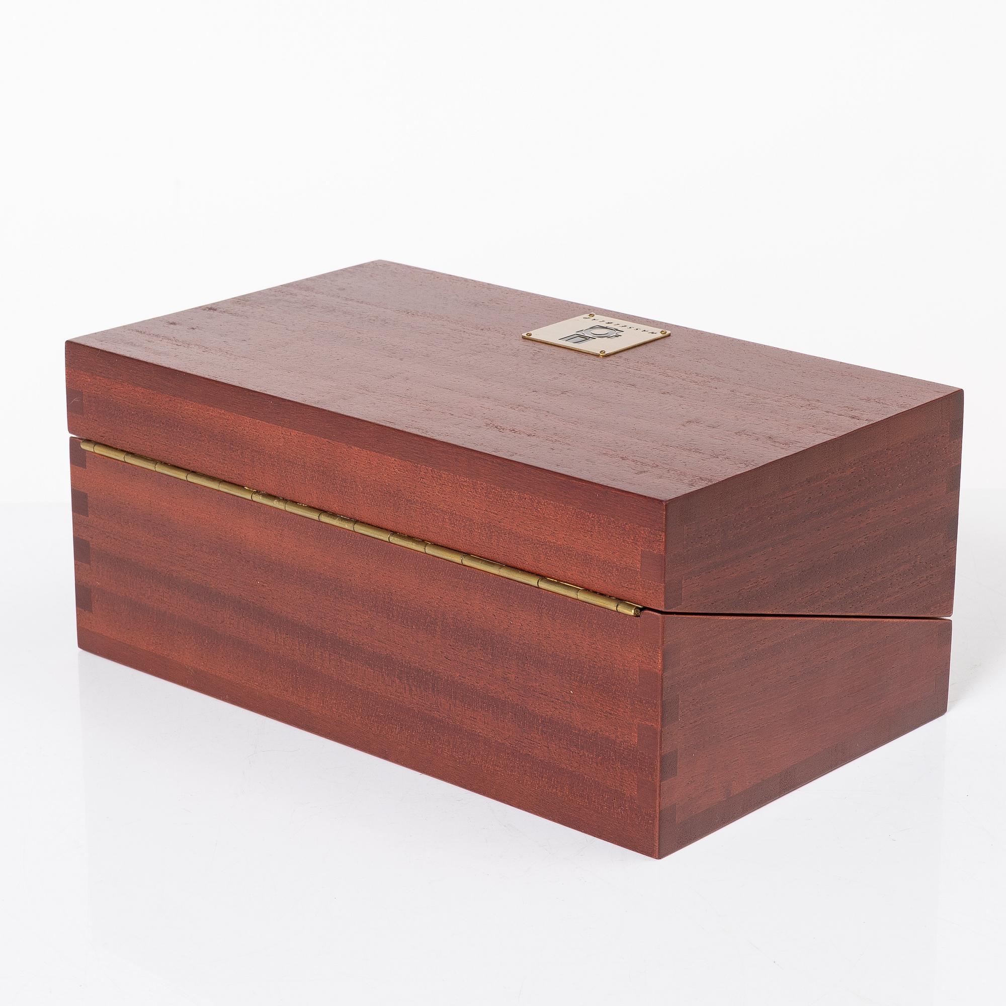 A Hasselblad camera, 2000FC/M, anniversary edition, 1985.