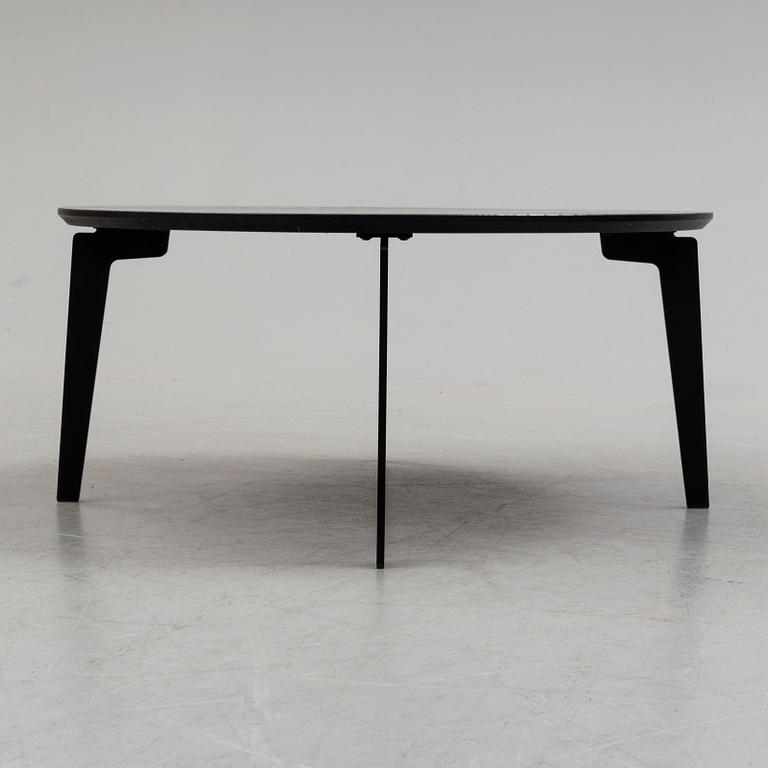 FRITZ HANSEN, bord "FH41 / Join", 2017.