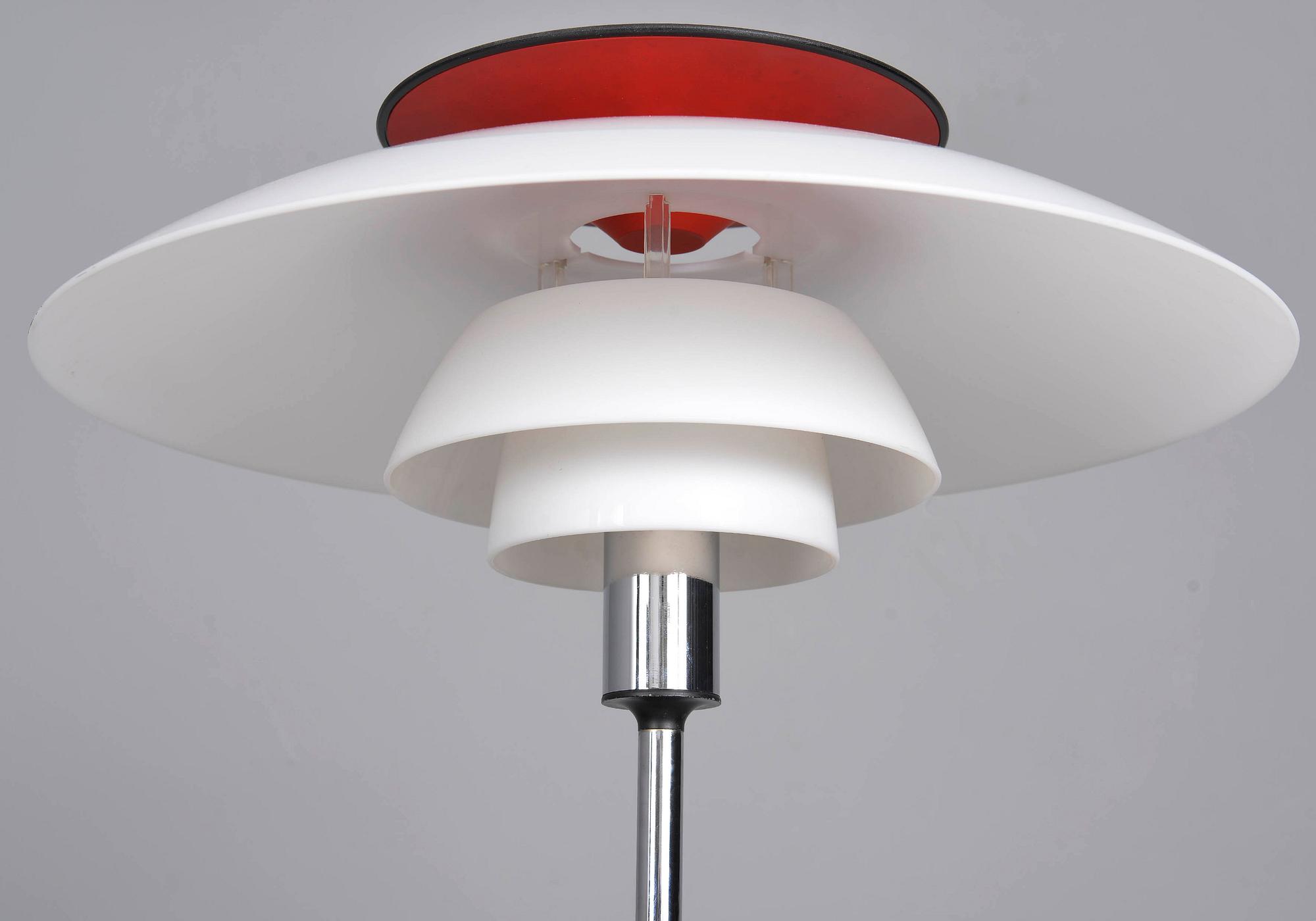 GOLVLAMPA, "PH-80", Poul Henningsen för Louis Poulsen, Danmark.