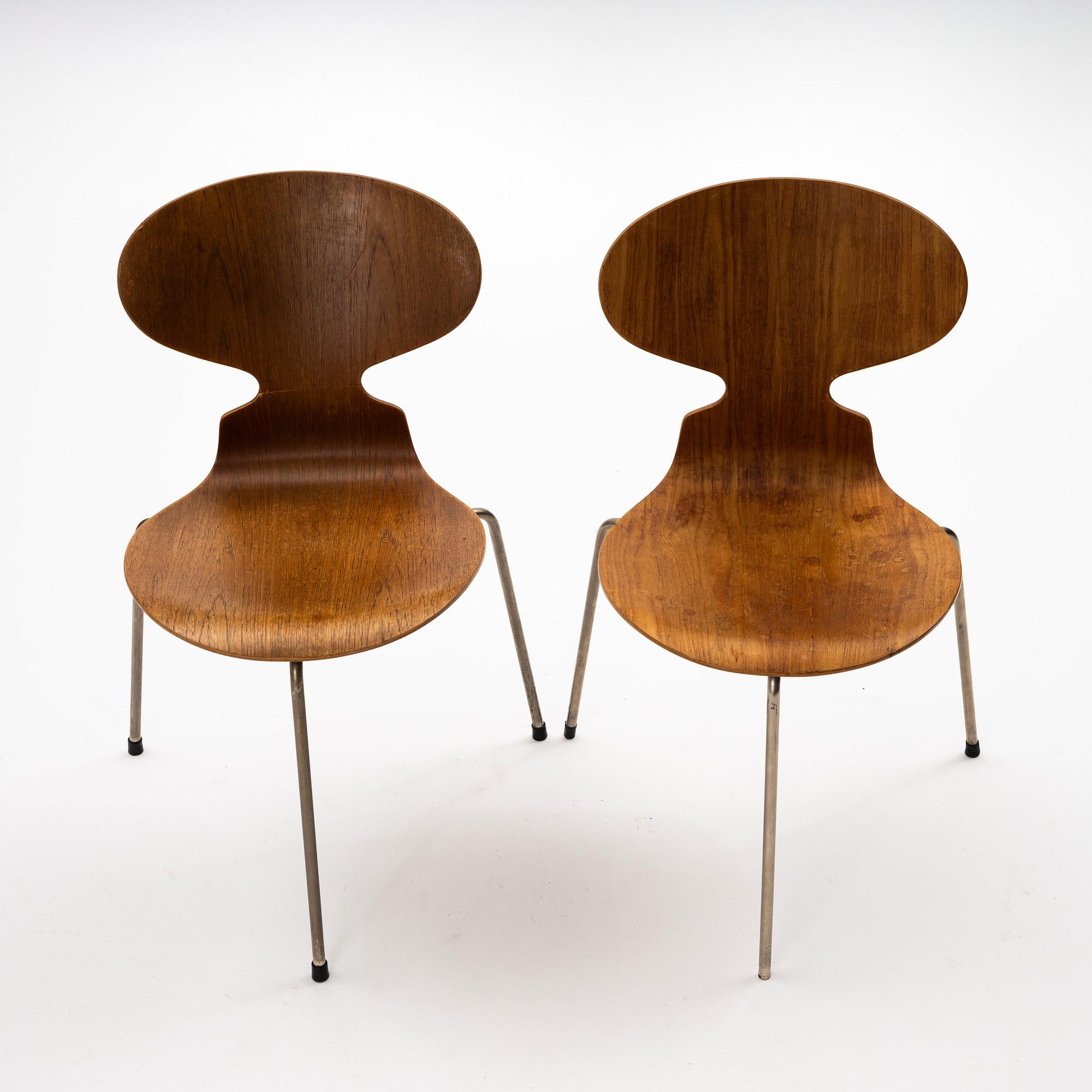 Arne Jacobsen, stolar, ett par, "Myran", Fritz Hansen, Danmark 1950-60-tal.