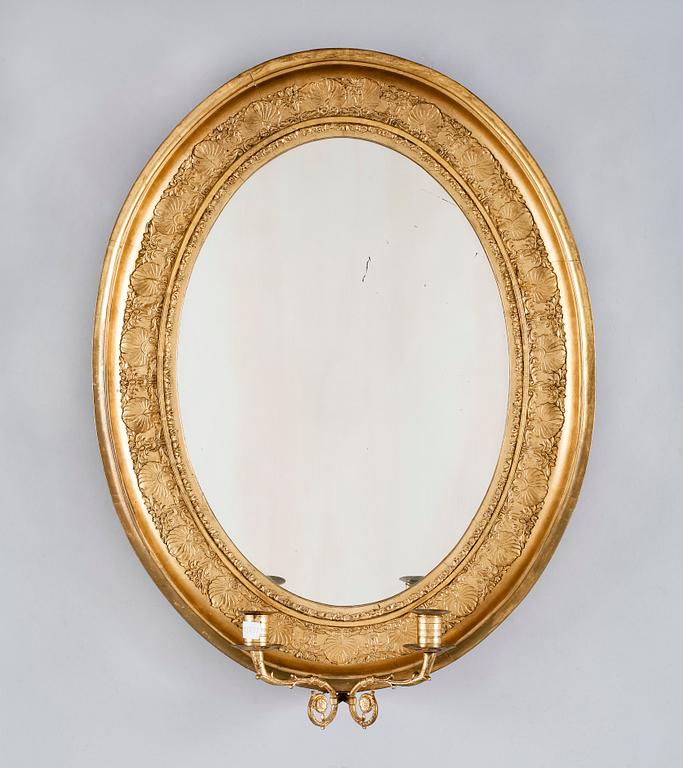 SPEGELLAMPETTER, ett par, av Gustaf Holm (spegel- och ljuskronefabrikör i Stockholm 1834-ca 1850).