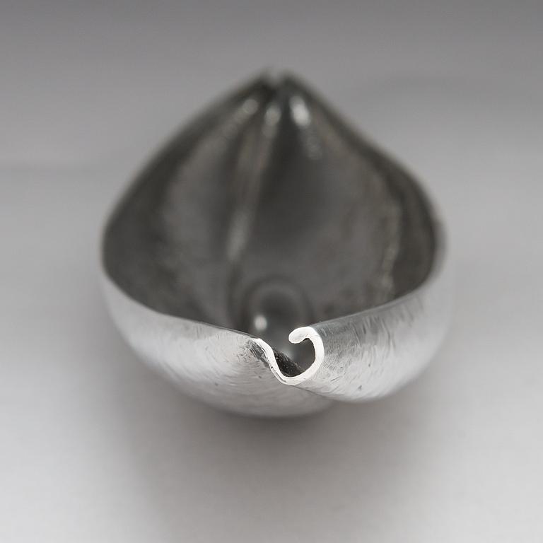 Tapio Wirkkala, silver bowl model TW9, marked TW, Kultakeskus, Hämeenlinna 1968.