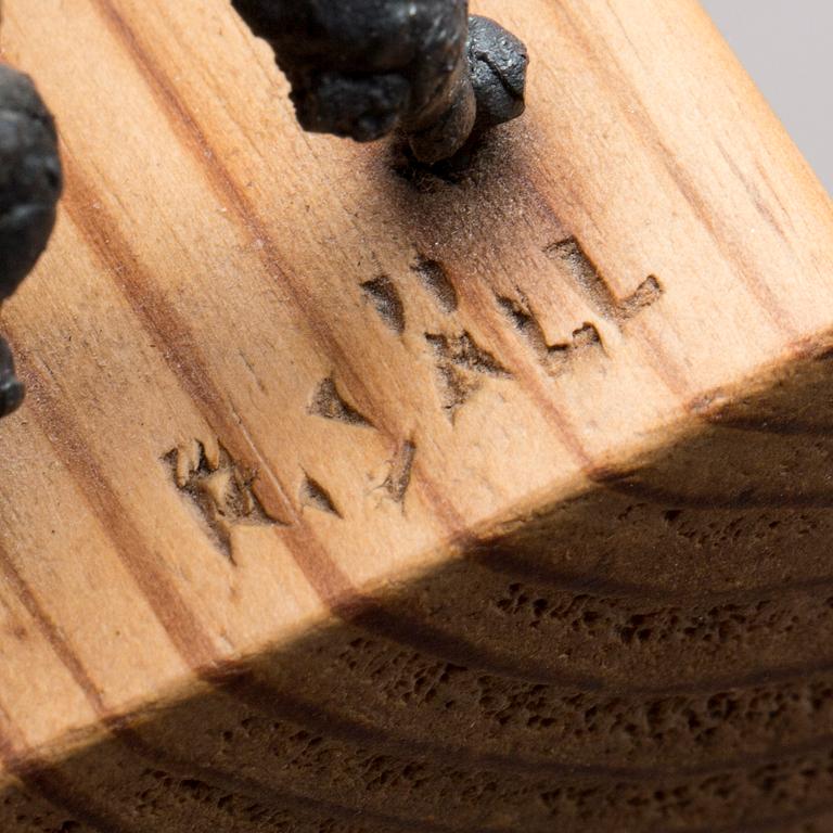 RUNE SÄLL, skulpturer, 2 st, "Multi" och "Pudel", signerade.