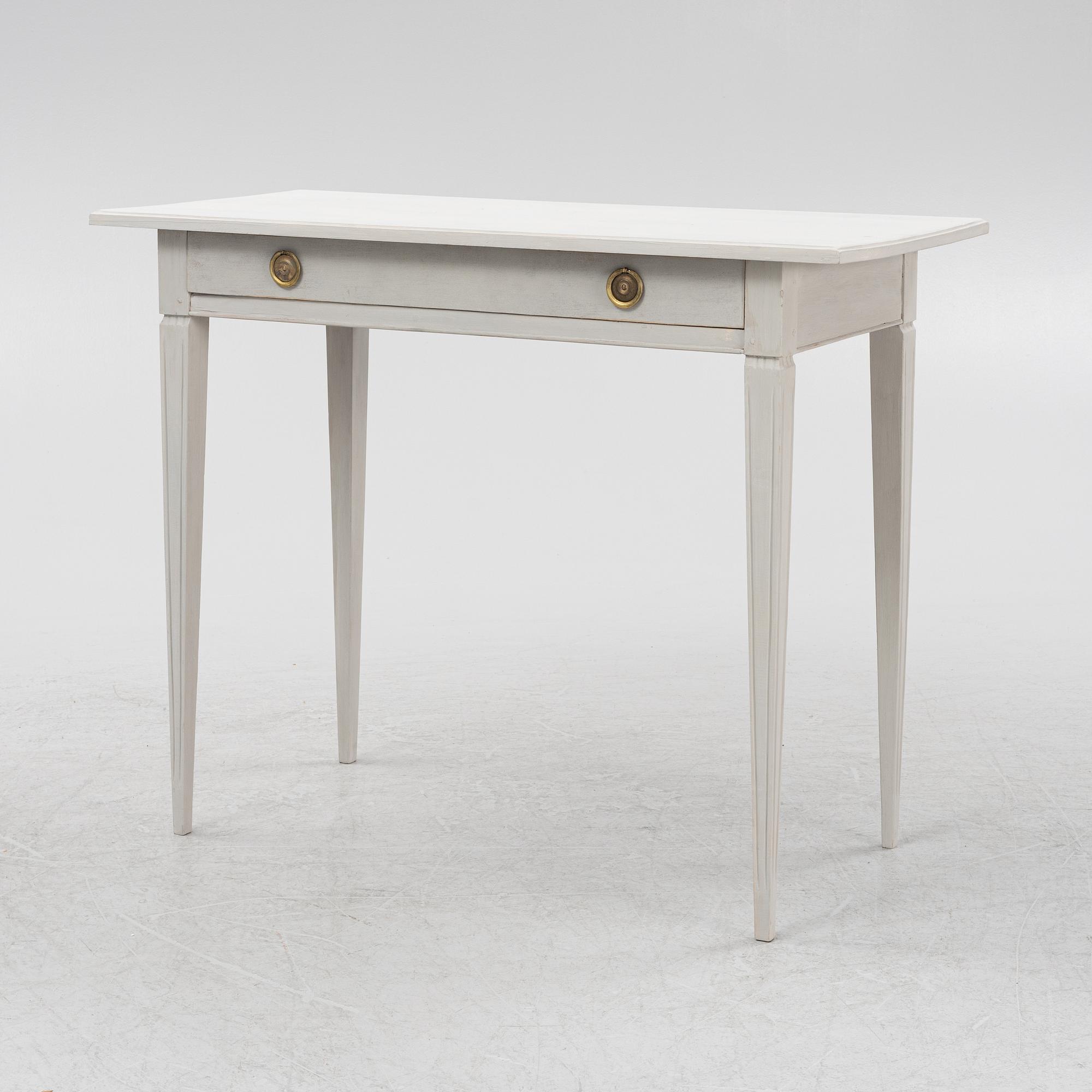 Sidobord, gustaviansk stil, sent 1800-tal.